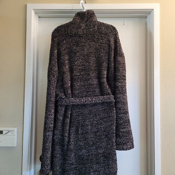 Barefoot dreams cozy chic size 1 robe - Picture 8 of 12